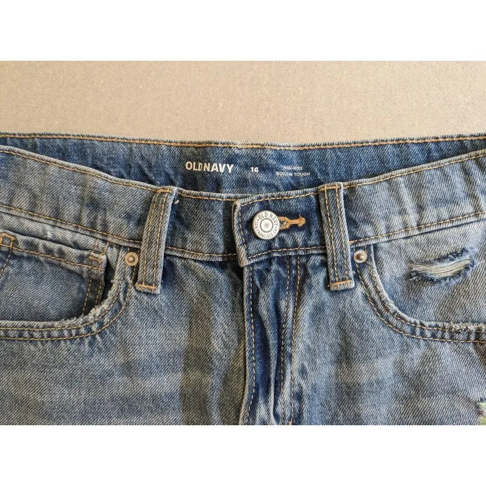 Old Navy Shorts 28